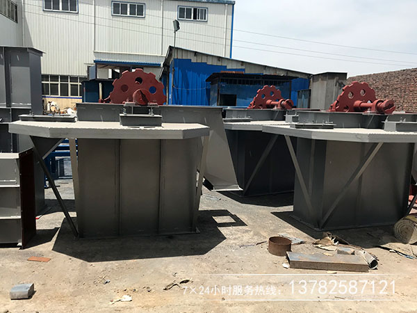 板鏈?zhǔn)蕉肥教嵘龣C圖片