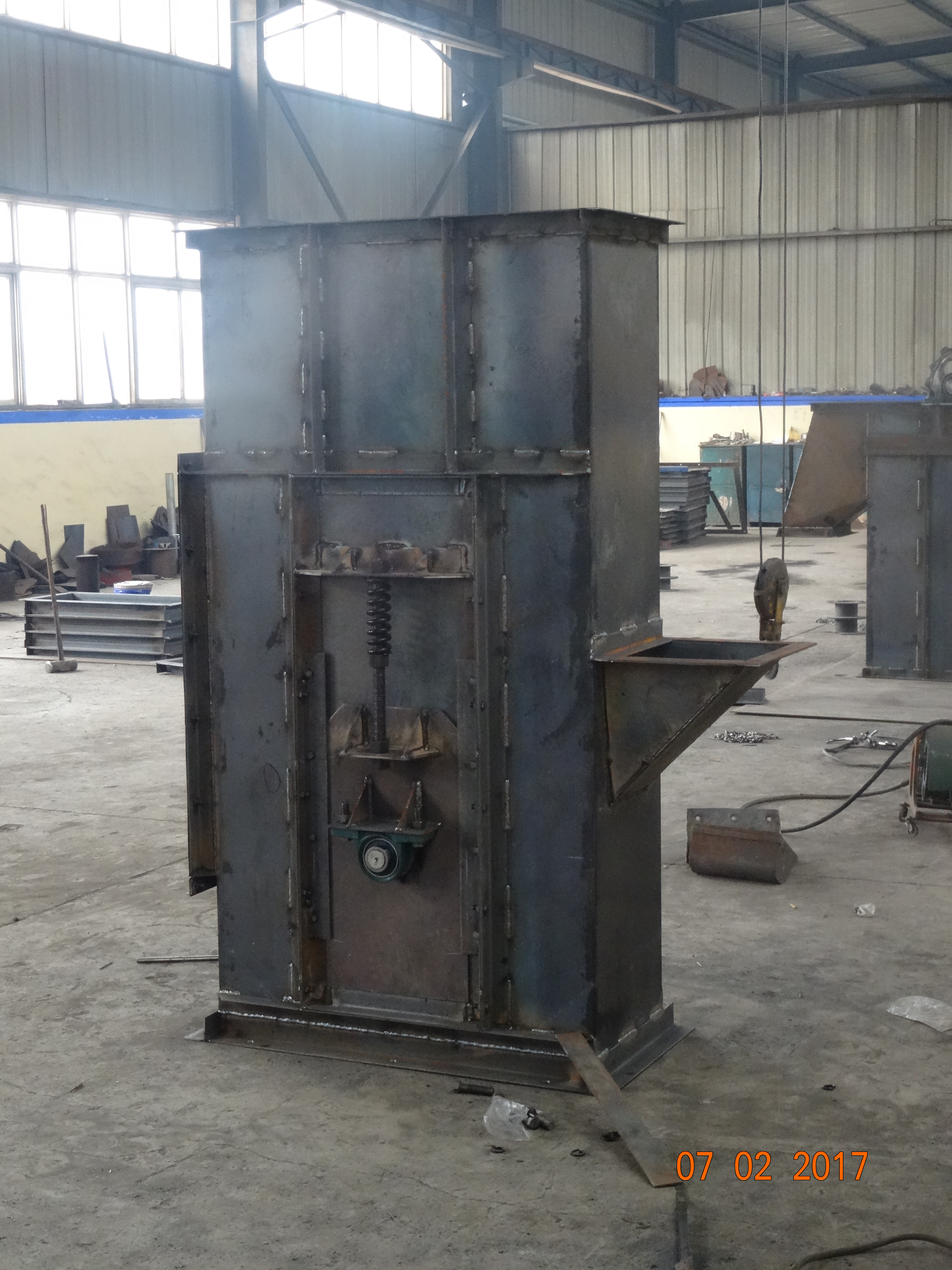 斗式提升機(jī)電機(jī)-板鏈提升機(jī)鏈輪-環(huán)鏈提升機(jī)(斗式提升機(jī)電機(jī)功率計(jì)算)